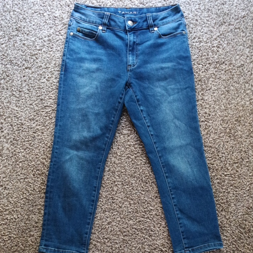 Tahari Denim Blue Cropped Jeans